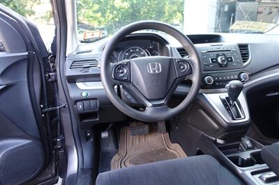 2013 Honda CR-V LX - Photo 14 - Newark, NJ 07104