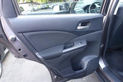 2013 Honda CR-V LX - Photo 13 - Newark, NJ 07104