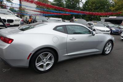 2016 Chevrolet Camaro LT   - Photo 5 - Newark, NJ 07104