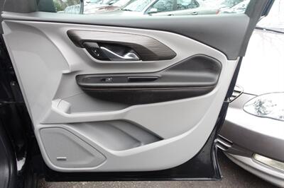 2019 GMC Terrain SLT   - Photo 15 - Newark, NJ 07104