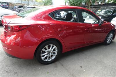 2017 Mazda Mazda3 Sport - Photo 5 - Newark, NJ 07104