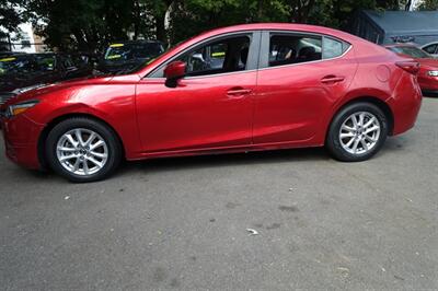 2017 Mazda Mazda3 Sport - Photo 4 - Newark, NJ 07104
