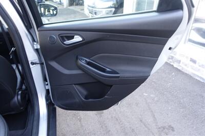 2017 Ford Focus Titanium - Photo 17 - Newark, NJ 07104