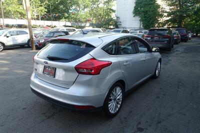 2017 Ford Focus Titanium - Photo 8 - Newark, NJ 07104