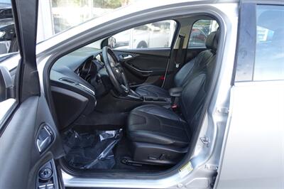 2017 Ford Focus Titanium - Photo 9 - Newark, NJ 07104