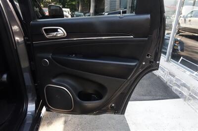 2015 Jeep Grand Cherokee Summit   - Photo 17 - Newark, NJ 07104