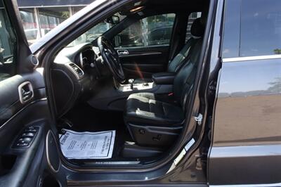 2015 Jeep Grand Cherokee Summit   - Photo 9 - Newark, NJ 07104