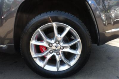 2015 Jeep Grand Cherokee Summit   - Photo 25 - Newark, NJ 07104