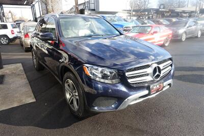 2019 Mercedes-Benz GLC GLC 300 4MATIC - Photo 3 - Newark, NJ 07104