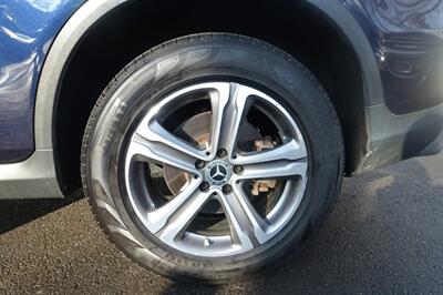 2019 Mercedes-Benz GLC GLC 300 4MATIC - Photo 25 - Newark, NJ 07104