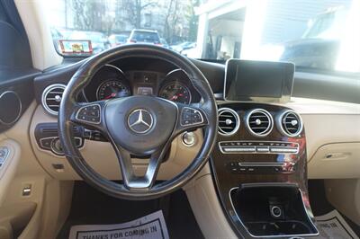 2019 Mercedes-Benz GLC GLC 300 4MATIC - Photo 13 - Newark, NJ 07104