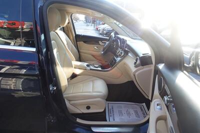 2019 Mercedes-Benz GLC GLC 300 4MATIC - Photo 14 - Newark, NJ 07104
