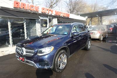 2019 Mercedes-Benz GLC GLC 300 4MATIC - Photo 1 - Newark, NJ 07104