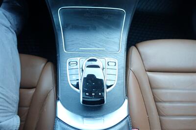 2019 Mercedes-Benz GLC GLC 300 4MATIC   - Photo 20 - Newark, NJ 07104