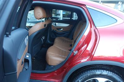 2019 Mercedes-Benz GLC GLC 300 4MATIC   - Photo 11 - Newark, NJ 07104