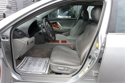 2011 Toyota Camry XLE   - Photo 9 - Newark, NJ 07104