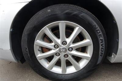 2011 Toyota Camry XLE   - Photo 21 - Newark, NJ 07104