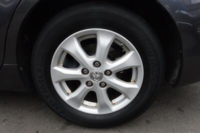 2011 Toyota Camry LE - Photo 23 - Newark, NJ 07104