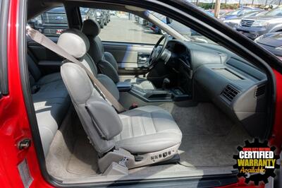 1990 Ford Thunderbird SC   - Photo 13 - Newark, NJ 07104