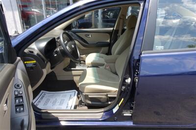 2010 Hyundai ELANTRA SE   - Photo 9 - Newark, NJ 07104