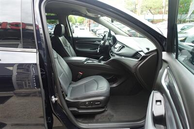 2020 Buick Enclave Essence   - Photo 15 - Newark, NJ 07104