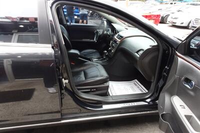 2011 Chevrolet Malibu LTZ   - Photo 14 - Newark, NJ 07104