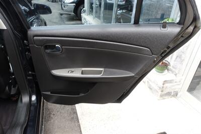 2011 Chevrolet Malibu LTZ   - Photo 17 - Newark, NJ 07104