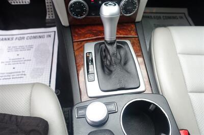 2011 Mercedes-Benz C 300 Sport 4MATIC   - Photo 20 - Newark, NJ 07104