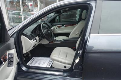 2011 Mercedes-Benz C 300 Sport 4MATIC   - Photo 9 - Newark, NJ 07104