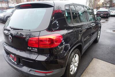 2012 Volkswagen Tiguan PANO ROOF   - Photo 8 - Newark, NJ 07104