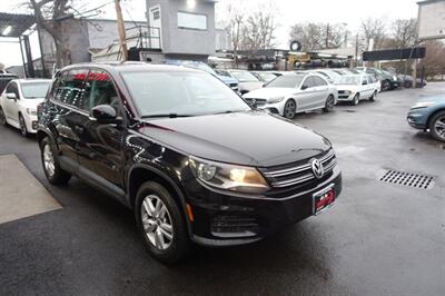 2012 Volkswagen Tiguan PANO ROOF   - Photo 3 - Newark, NJ 07104