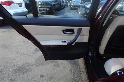 2009 BMW 328i xDrive   - Photo 12 - Newark, NJ 07104