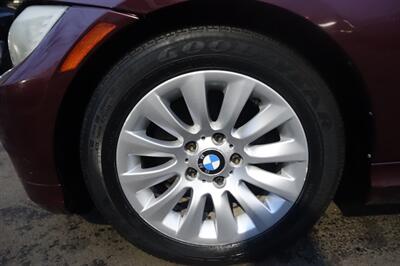 2009 BMW 328i xDrive   - Photo 21 - Newark, NJ 07104