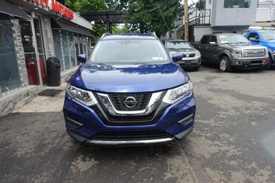 2019 Nissan Rogue SV   - Photo 2 - Newark, NJ 07104