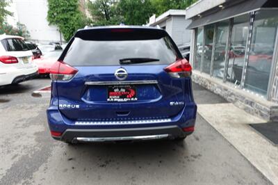 2019 Nissan Rogue SV   - Photo 7 - Newark, NJ 07104