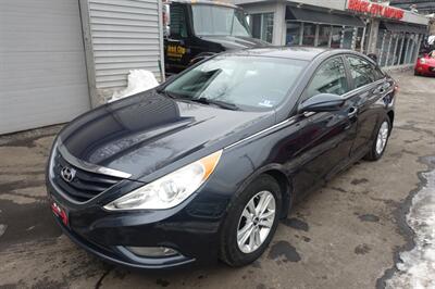 2013 Hyundai SONATA GLS - Photo 1 - Newark, NJ 07104