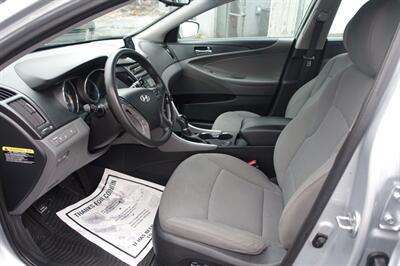 2013 Hyundai SONATA GLS   - Photo 9 - Newark, NJ 07104