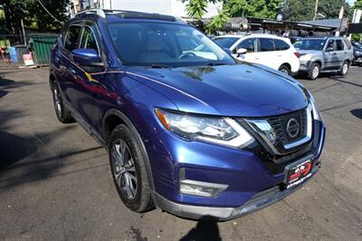 2017 Nissan Rogue SL   - Photo 3 - Newark, NJ 07104