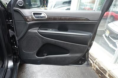 2013 Jeep Grand Cherokee Laredo - Photo 15 - Newark, NJ 07104
