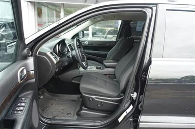 2013 Jeep Grand Cherokee Laredo - Photo 9 - Newark, NJ 07104