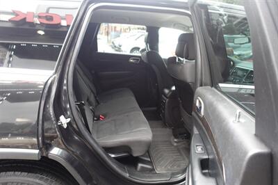 2013 Jeep Grand Cherokee Laredo - Photo 16 - Newark, NJ 07104