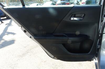 2016 Honda Accord LX   - Photo 12 - Newark, NJ 07104
