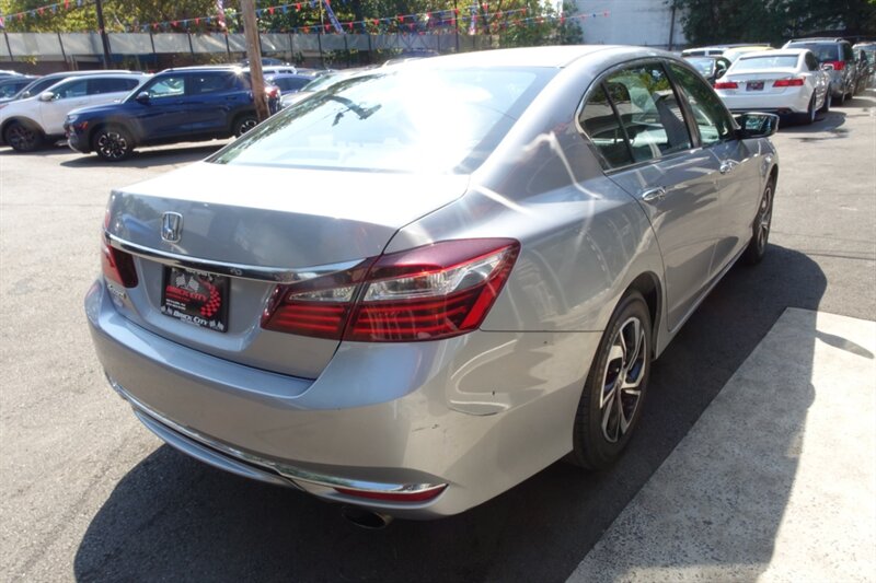 2016 Honda Accord LX photo 8