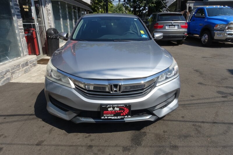 2016 Honda Accord LX photo 2