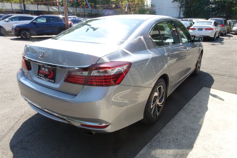 2016 Honda Accord LX photo 5