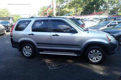 2006 Honda CR-V LX   - Photo 4 - Newark, NJ 07104