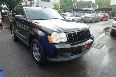 2009 Jeep Grand Cherokee Laredo - Photo 3 - Newark, NJ 07104