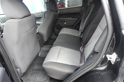 2009 Jeep Grand Cherokee Laredo - Photo 11 - Newark, NJ 07104