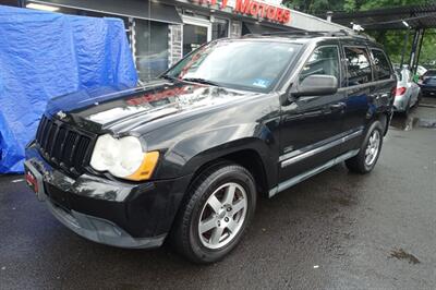 2009 Jeep Grand Cherokee Laredo - Photo 1 - Newark, NJ 07104