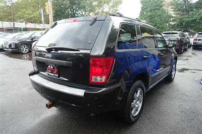 2009 Jeep Grand Cherokee Laredo - Photo 8 - Newark, NJ 07104